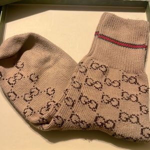 AUTHENTIC GUCCI SOCKS BROWN O/S